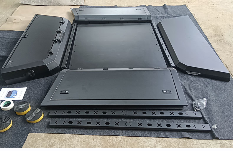 Lc79 Four-Door Double-Row Standard Pickup Truck Trunk Modification Parts, Fully Enclosed Three-Door Without Glass