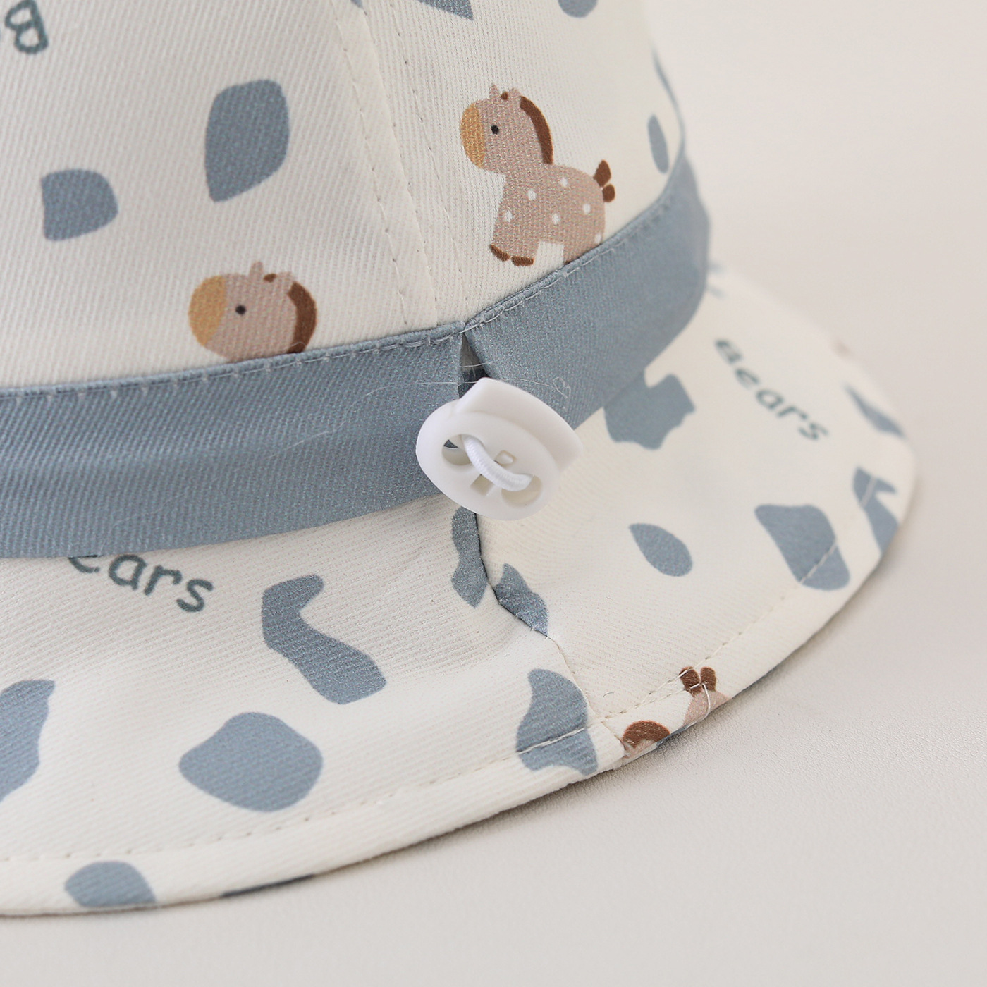 106059819@qq.com Nuovi cappelli primaverili per bambini e neonati, cappelli carini per bambine e bambini, cappello da sole a secchiello con pony, nuovo stile 2026, alla moda e antivento_voghion.com