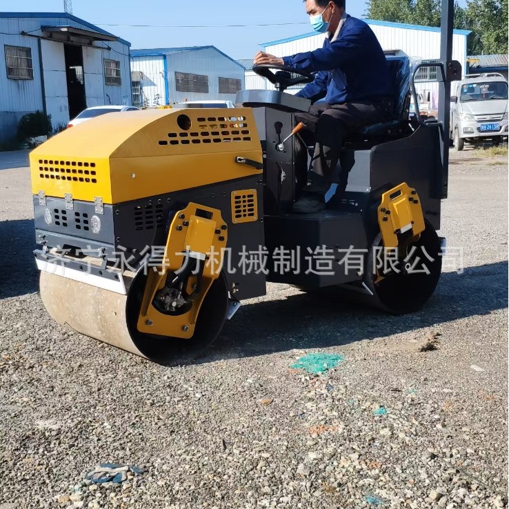 地基压实轮宽900小型压路机1吨2吨3吨手扶单轮双轮座驾压土夯实机