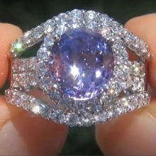 �W�����u�������AС���OӋ�߼���Ů��ָ���uͨ���R�dһ��؛Դ