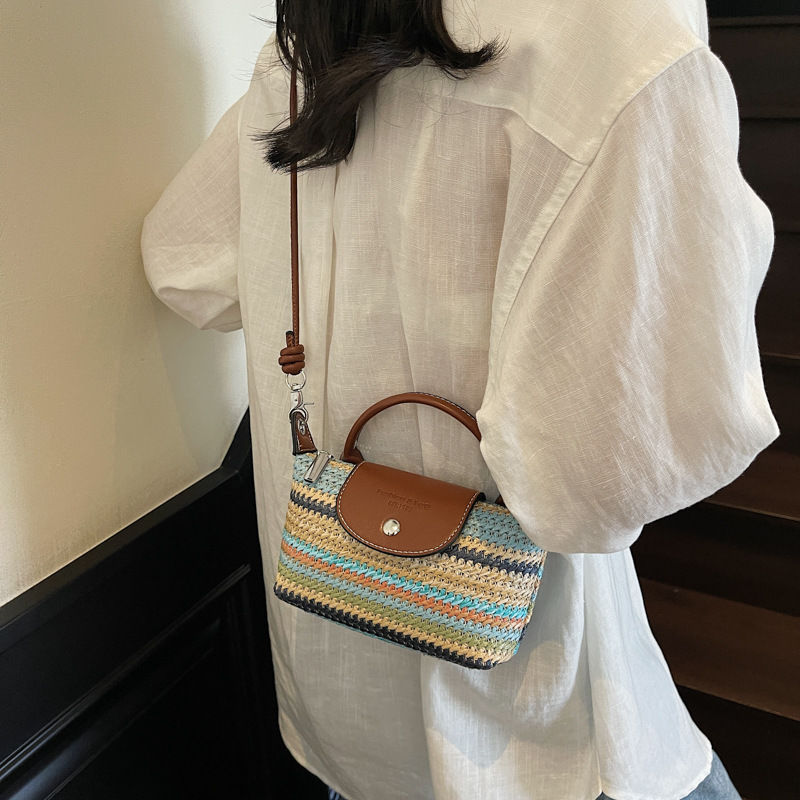 Borsa a mano arcobaleno intrecciata donna piccola a tracolla_voghion.com