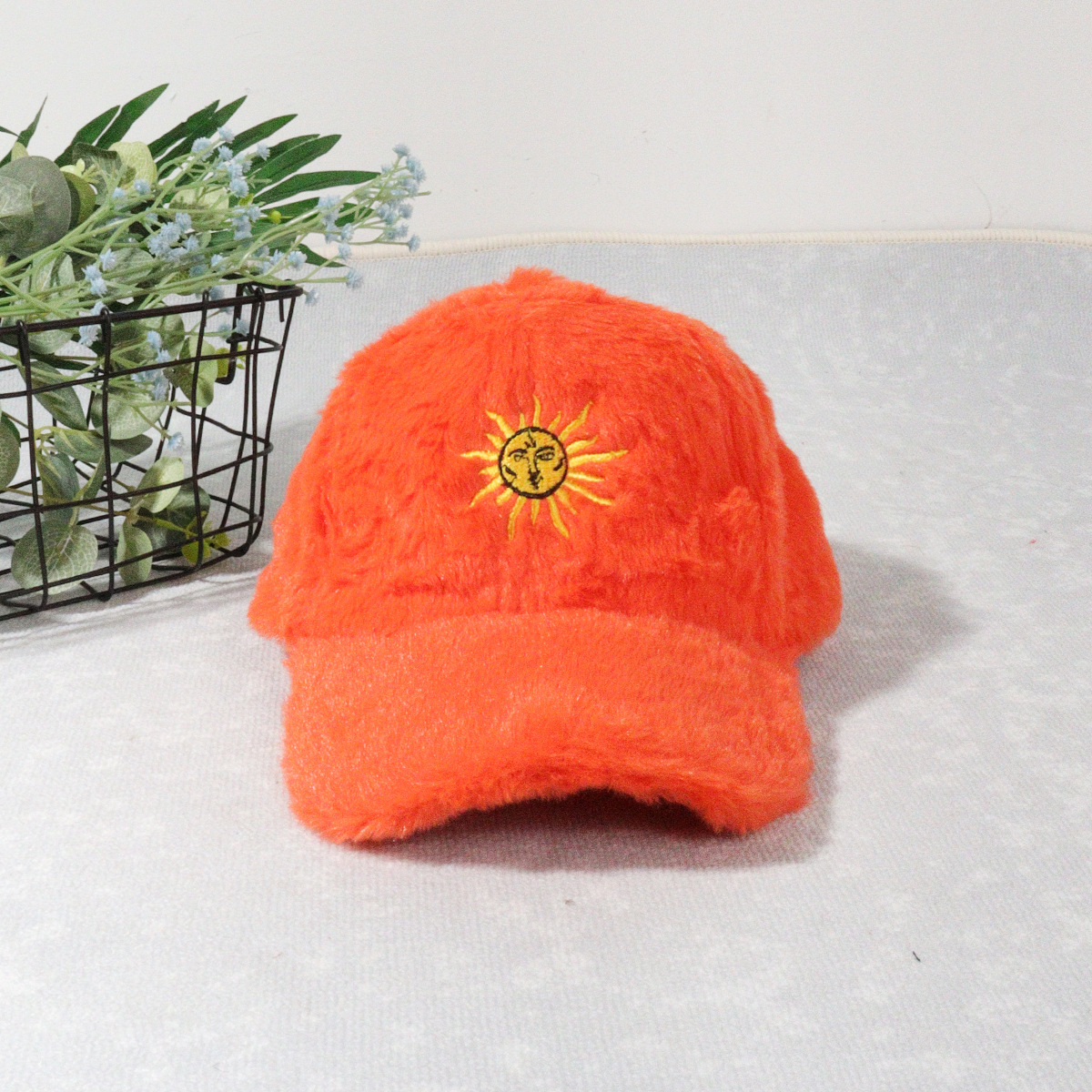 Unisex Plush baseball cap Sun embroidered duck hat Winter warm plush hat_voghion.com