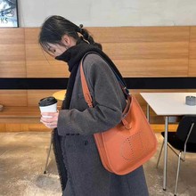 伊芙琳29包包女百搭斜跨包togo头层牛皮腋下包单肩包真皮托特包