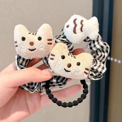 新商品の猫は魚を食べます。
