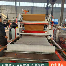 珍珠棉瓦楞纸板覆膜机厂家 卷对卷复合机 自带胶牛皮纸辊加热贴机
