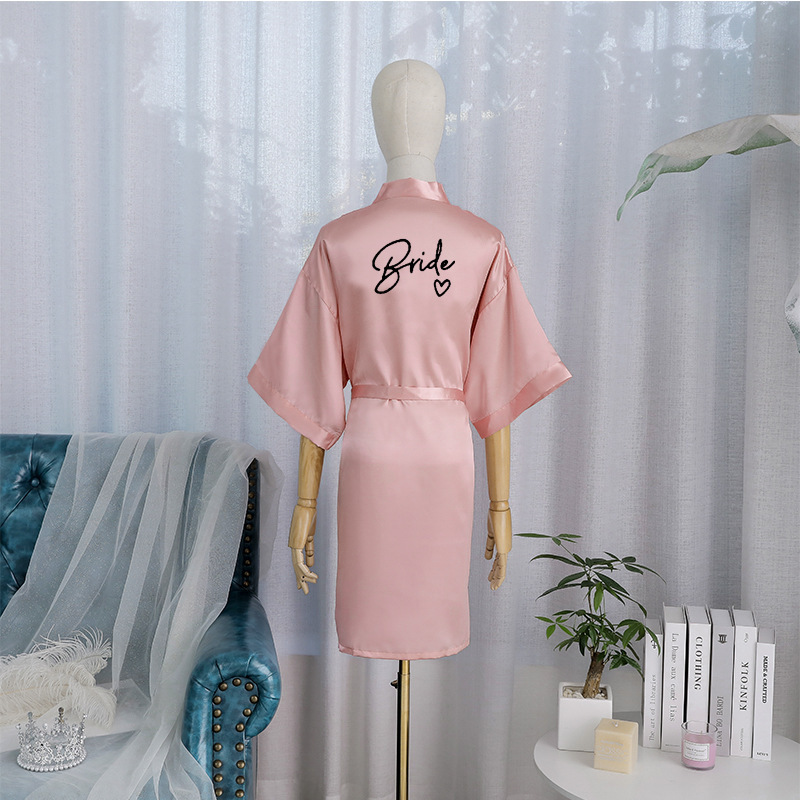 欧米のクロスボーダーbride team新婦団の朝の服の女性の寝服の結婚式の化粧の結婚のシミュレーションの糸のバスローブ|undefined