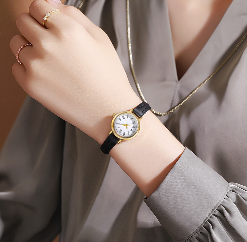 Orologio da donna al quarzo con cinturino in scala romana, semplice e casual, da donna_voghion.com