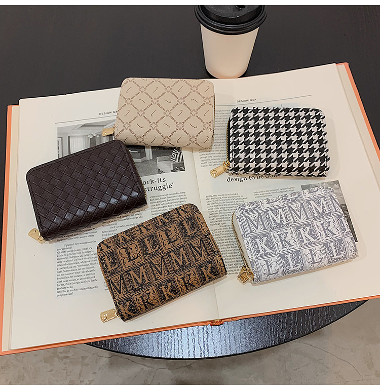 Unisex Stripe Pu Leather Zipper Coin Purse display picture 11