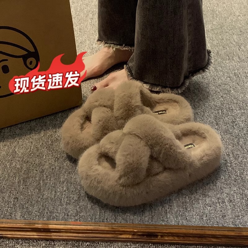 Furry Slippers for Women, Suitable for Outdoor Wear, 2026 Autumn and Winter New Style, Thick-Soled, High-End French Style, Evening Breeze Plush Slippers, Home Cotton Slippers