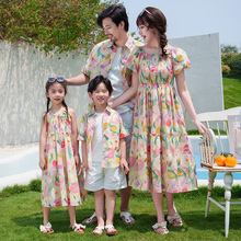 三亚海边度假母女亲子装一家三口四口波西米亚母女装连衣裙纯棉短