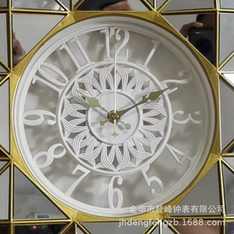 Reloj de pared de moda simple reloj de cuarzo decorativo creativo reloj de cuarzo 3D reloj de pared de plástico al por mayor relojes fabricantes