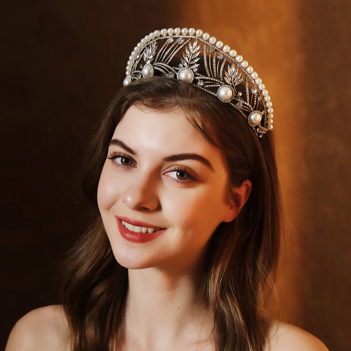 European And American Retro Palace Style Bridal Headdress Pearl Crown Banquet Dress Accessories Princess Adult Ceremony Pearl Crown