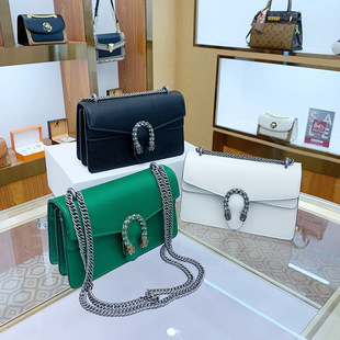 �W���͹����^Ů��2025�¿�����С���OӋб����μ��С��������