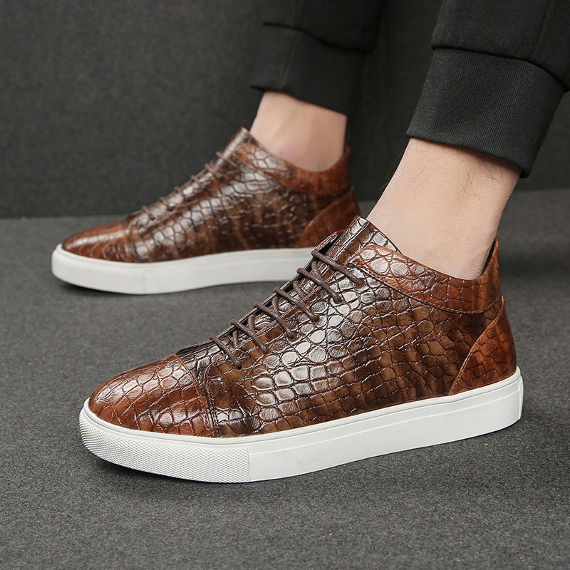 Foreign trade autumn and winter new plus size high-top board shoes men's 38-46 size crocodile pattern business board shoes flat high-top leather shoes