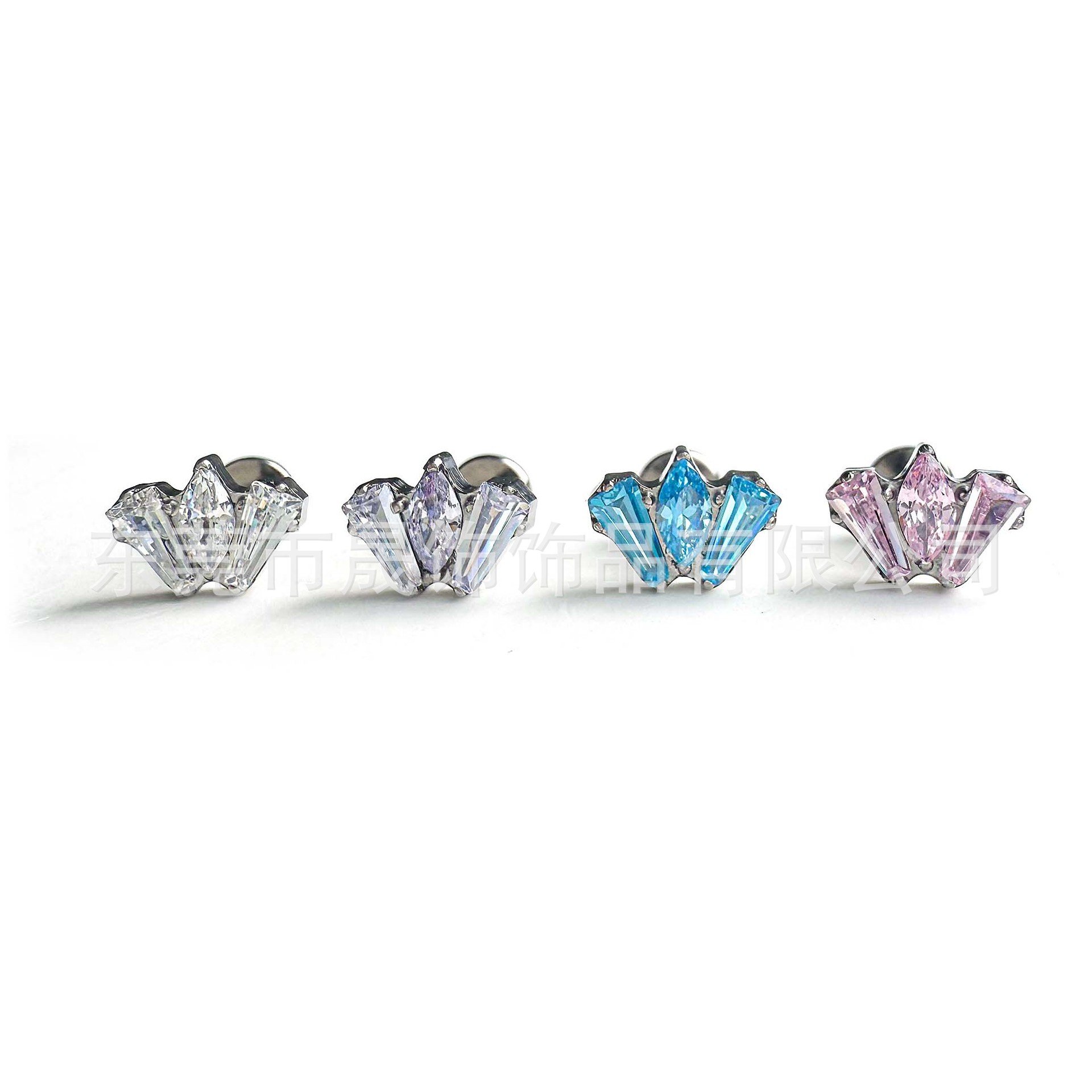G23 Implant Grade Titanium Ear Stud 梯 Cubic Zirconia Internal Thread Helix Cartilage Stud Labret Stud Titanium Jewelry 头厂家
