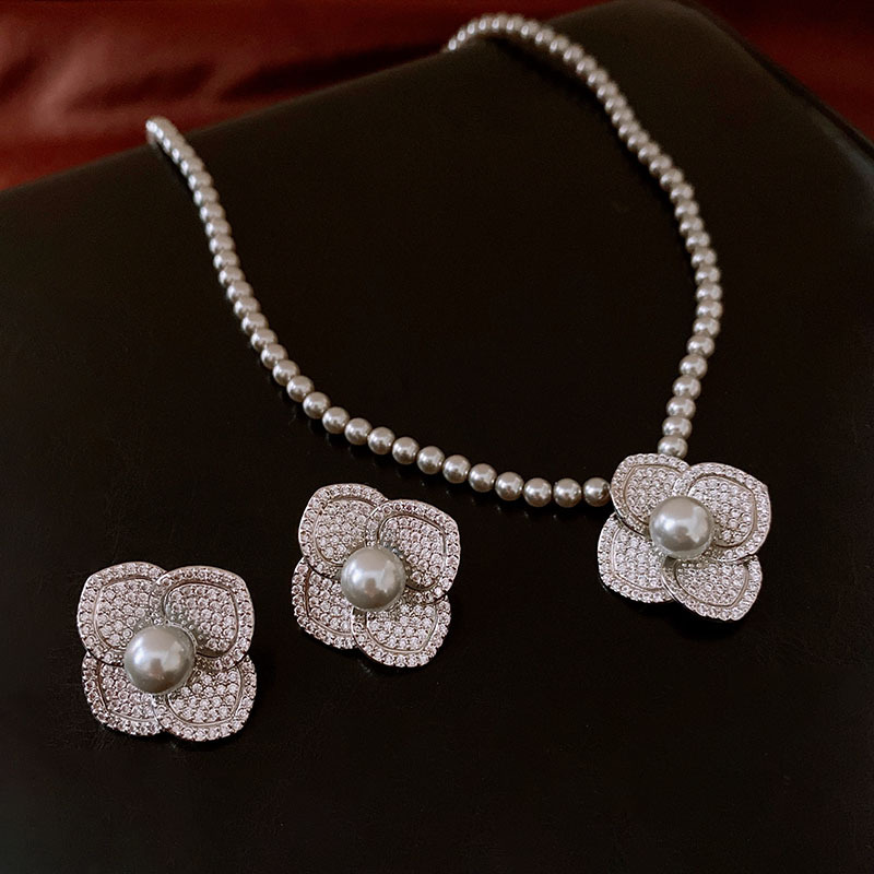 Zircon Flower Pearl Necklace Earring Set