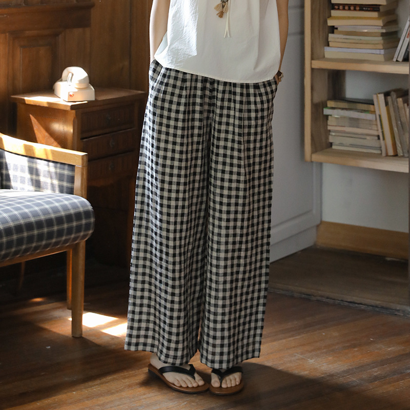 Real Shot of 2025 Summer Lazy Japanese Style Casual Plaid Pants for Women 2025 Summer Linen Black and White Plaid Wide-Leg Pants