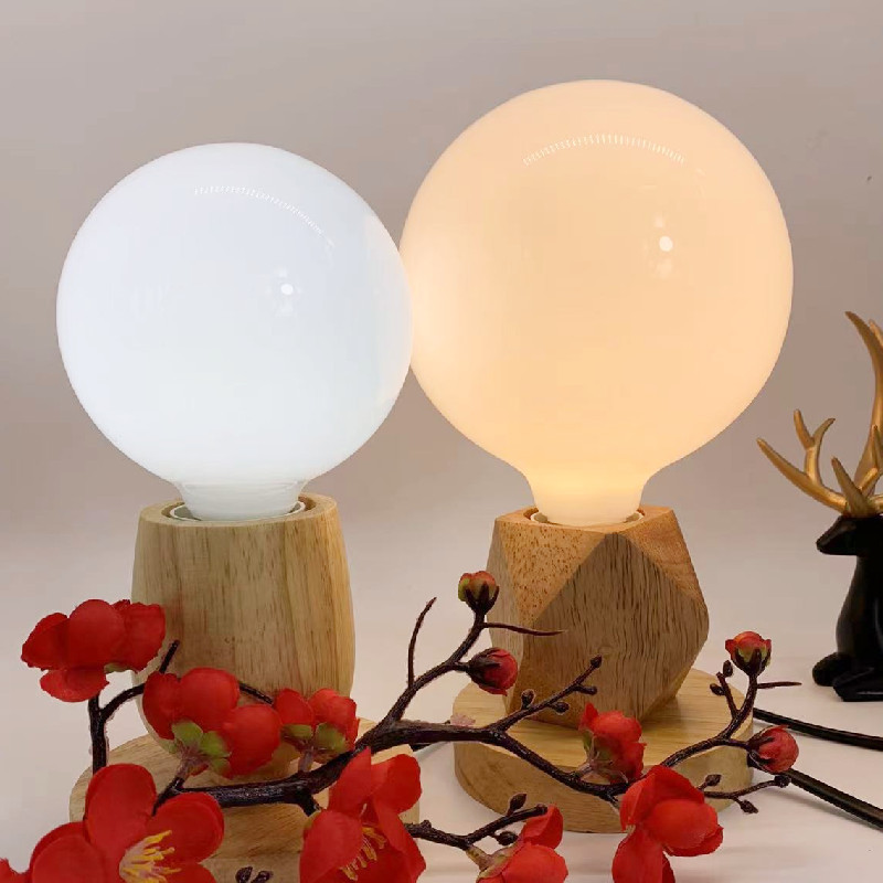 Bombilla LED Dragon Ball G80 Luz de tres colores que cambia la decoración del hogar E27 tornillo boca luz cálida luz natural bombilla redonda