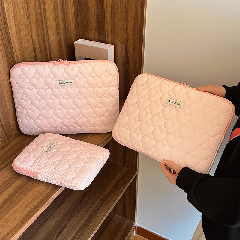 Gentle and lovingly quilted laptop bag, lightweight and shockproof inner sleeve, suitable for Apple, Huawei, and Lenovo protective cases