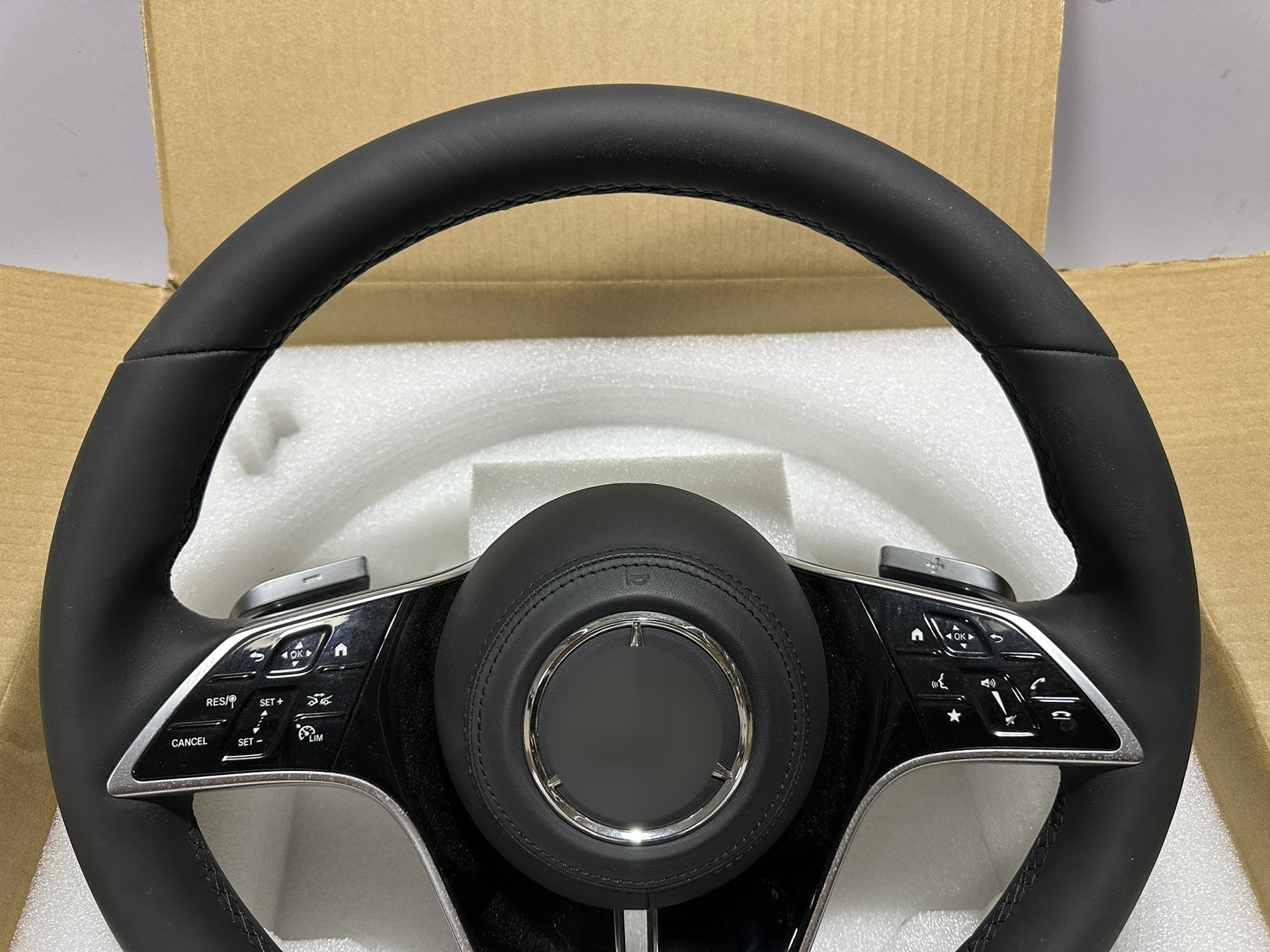Suitable for Mercedes-Benz modification of A-Class, E-Class, G-Class, C-Class, SG butterfly steering wheel button assembly, universal modification for new and old models