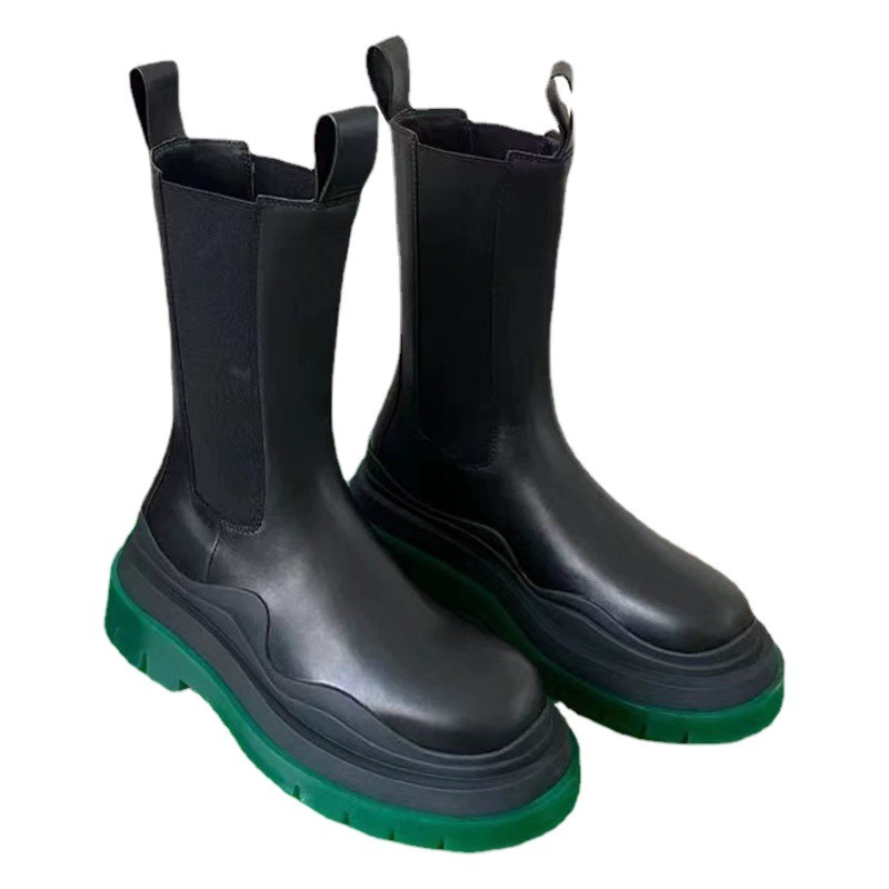 B Ботинки Martin 2022 Новые ботинки на толстой подошве с увеличенным дымом для пары больших размеров Челси Короткие сапоги Женские интернет-красные