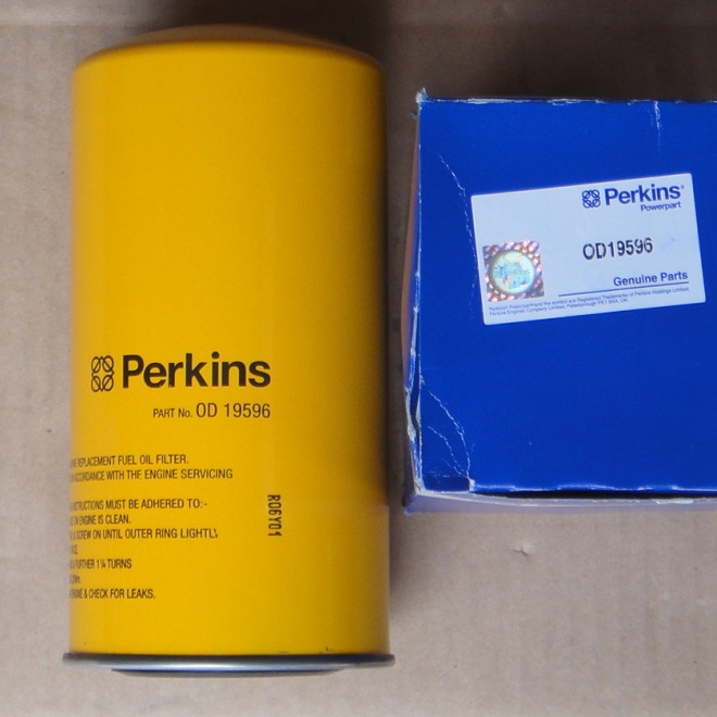 珀金斯perkins柴油发电机大修件，机油滤SE111B,CV2473,26540244