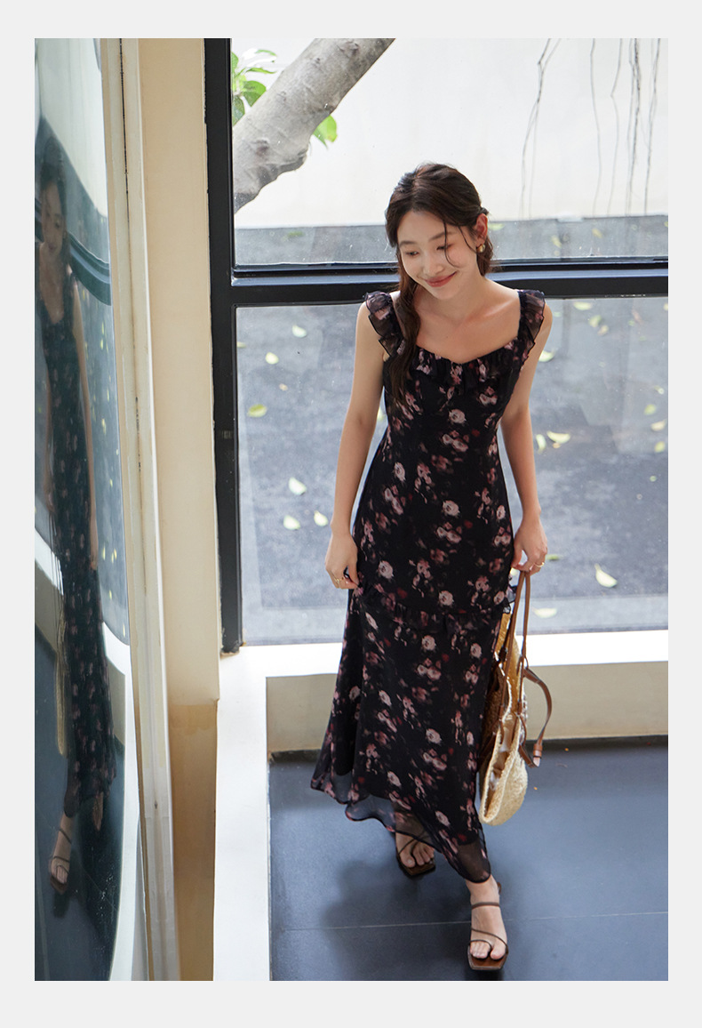 起范 广州十三行碎花连衣裙女夏季女装高级感木耳边吊带裙82571 pic 9
