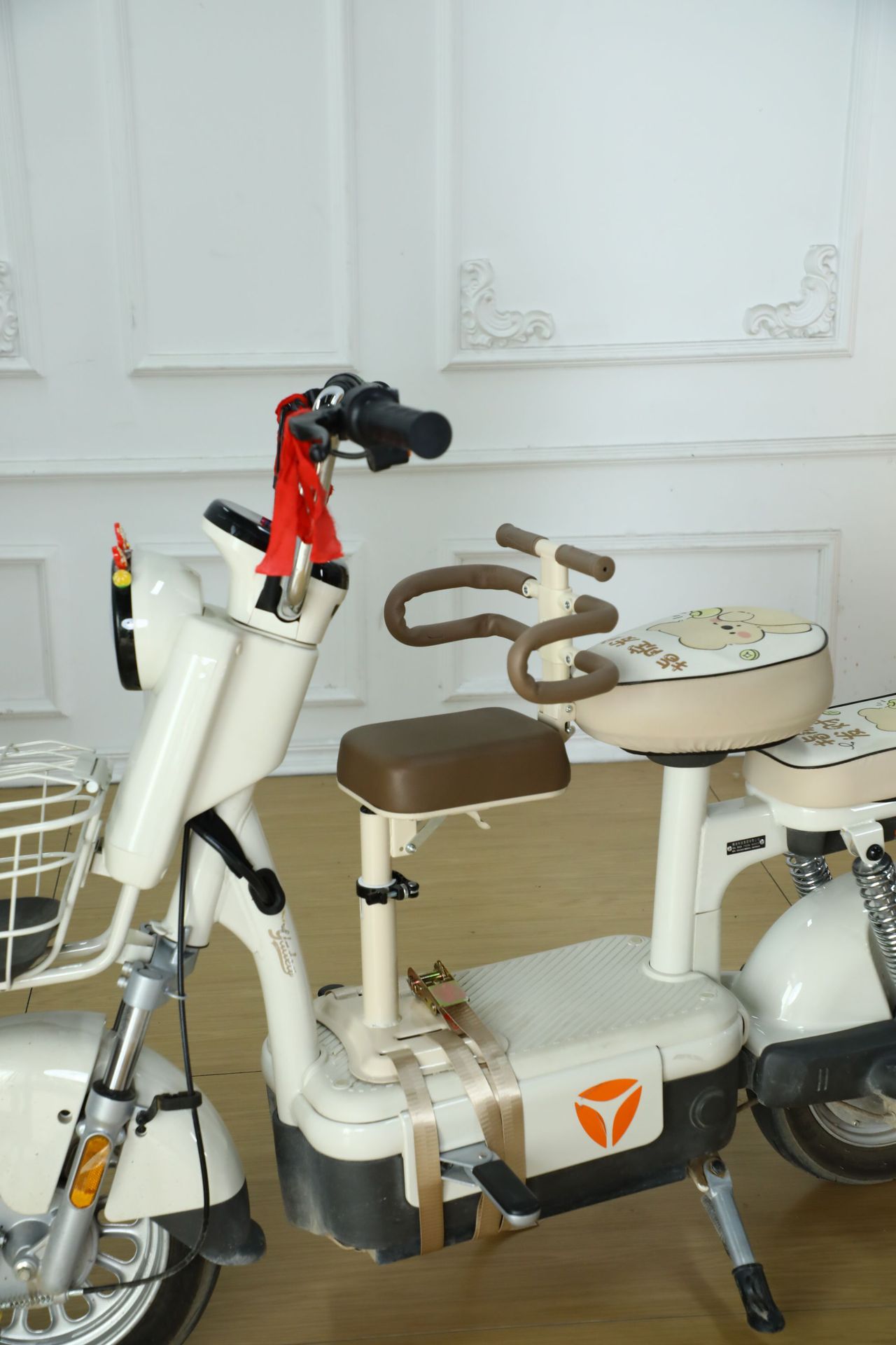 Electric Vehicle Child Seat, Front-Mounted Foldable Child Seat, Pedal Electric Scooter, Two-Way Baby Seat