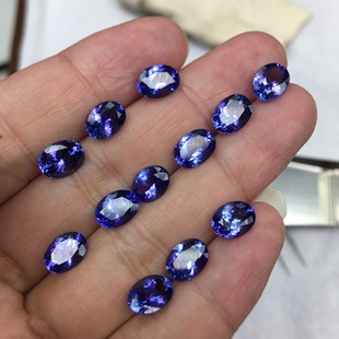 ��Ȼ̹ɣʯ������ʯ ȫ����ɫ5A�S���{ 18K�朵�����ָ�Ƕ��ʯ