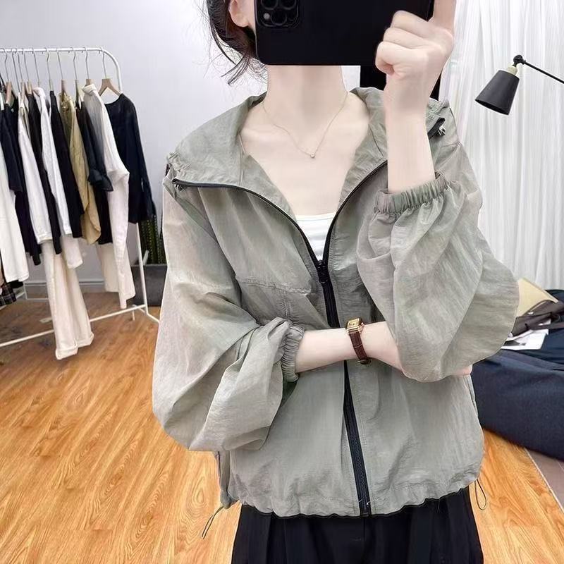 Hooded Oversized Loose-Fitting Slimming Fashionable Sun Protection Clothing for Women, Summer Fashion Air-Conditioning Jacket, Versatile Thin Casual Short Coat