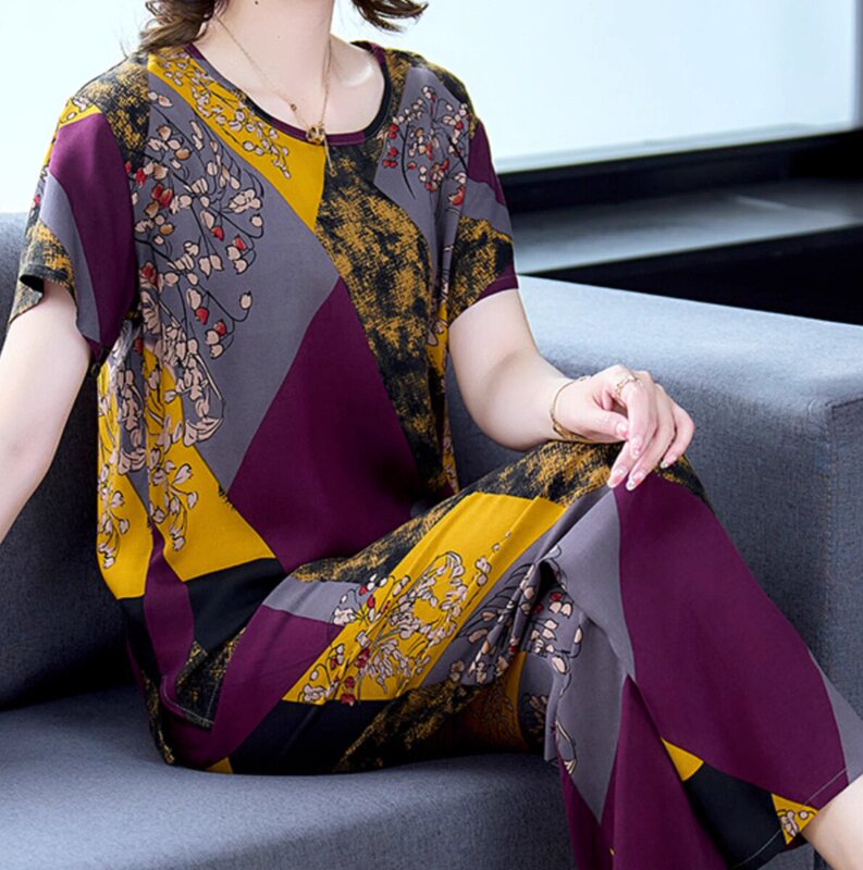 Mom's New Summer Style Casual Suit Large Size Flesh-Covering Round Neck Short-Sleeved Middle-Aged Women's Summer Sports Two-Piece Set