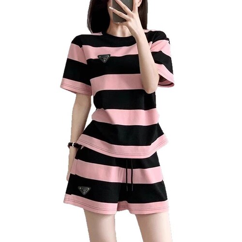 Hong Kong style retro sports and leisure suit for women summer 2026 new short-sleeved pink and black striped shorts small two-piece set