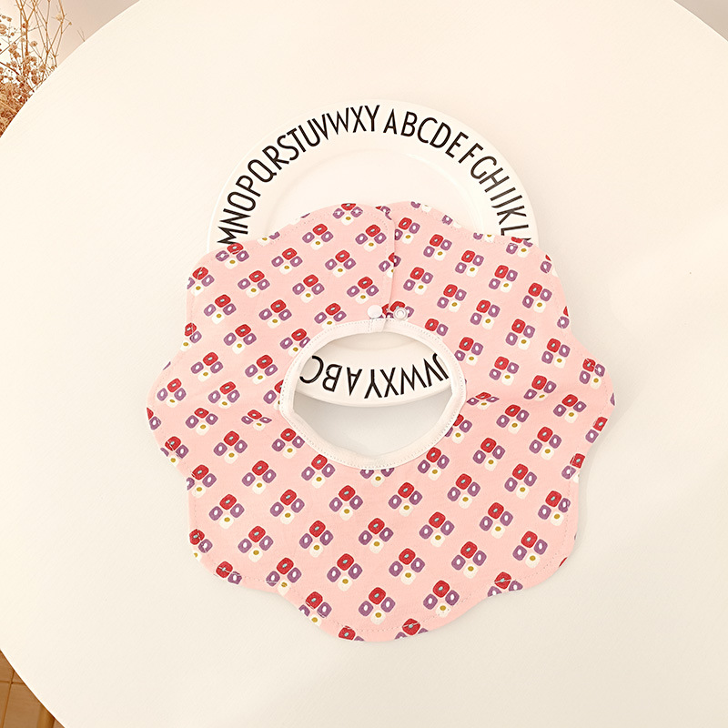 Bebé recién nacido otoño e invierno nuevo estilo flor saliva toalla algodón bebé impermeable escupir babero 360 grados rotación