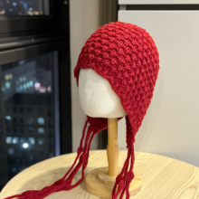 新款手工编织流苏球球毛线帽子女秋冬保暖护耳绑带针织帽套头帽潮