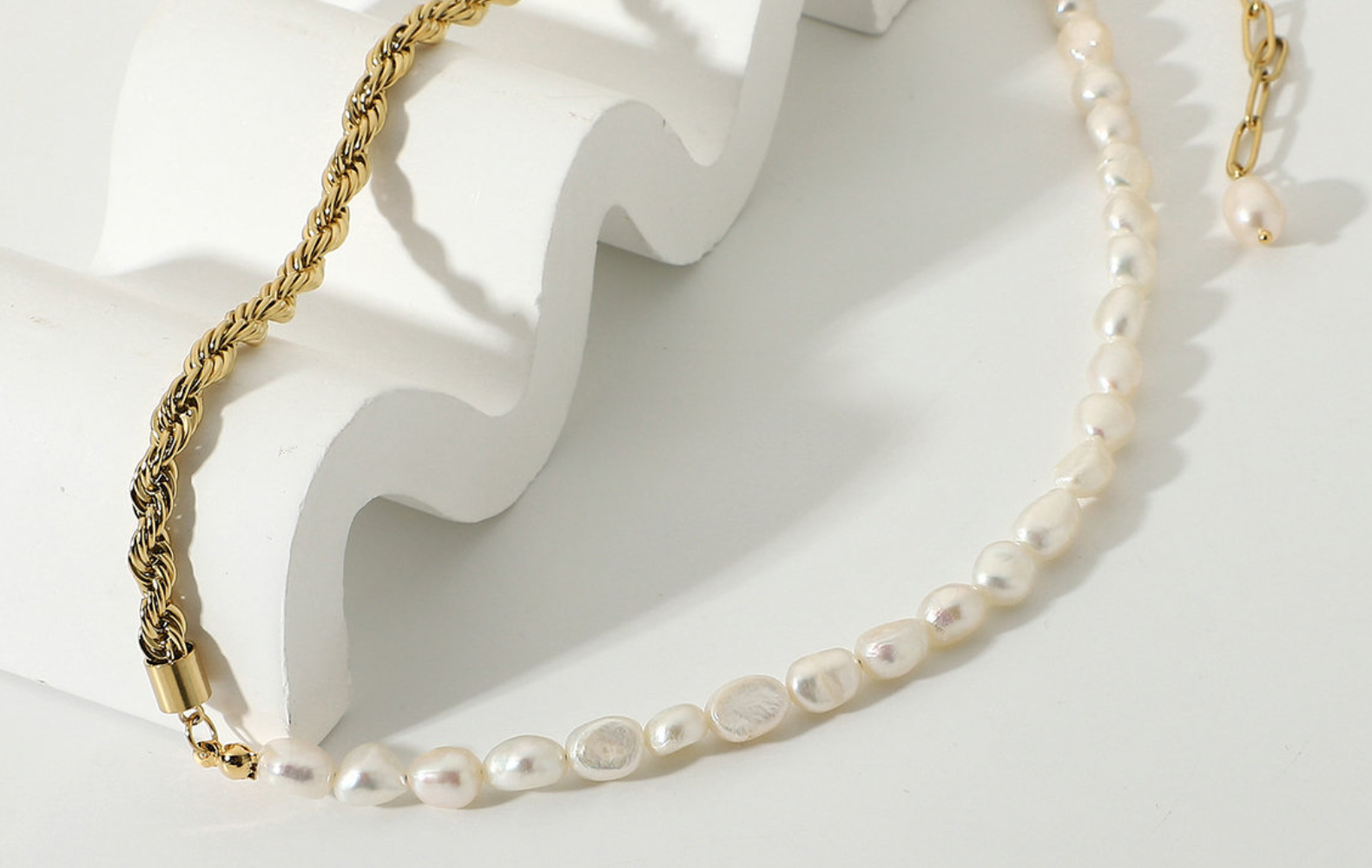 Natural Freshwater Pearl Twist Chain Splicing 14K Gold Necklacepicture4