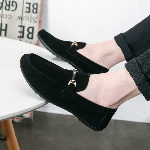 Fashionable leisure shoes for men, suitable for spring and autumn, trendy student shoes for men, pantoof-style flat shoes with Korean design, men's version.