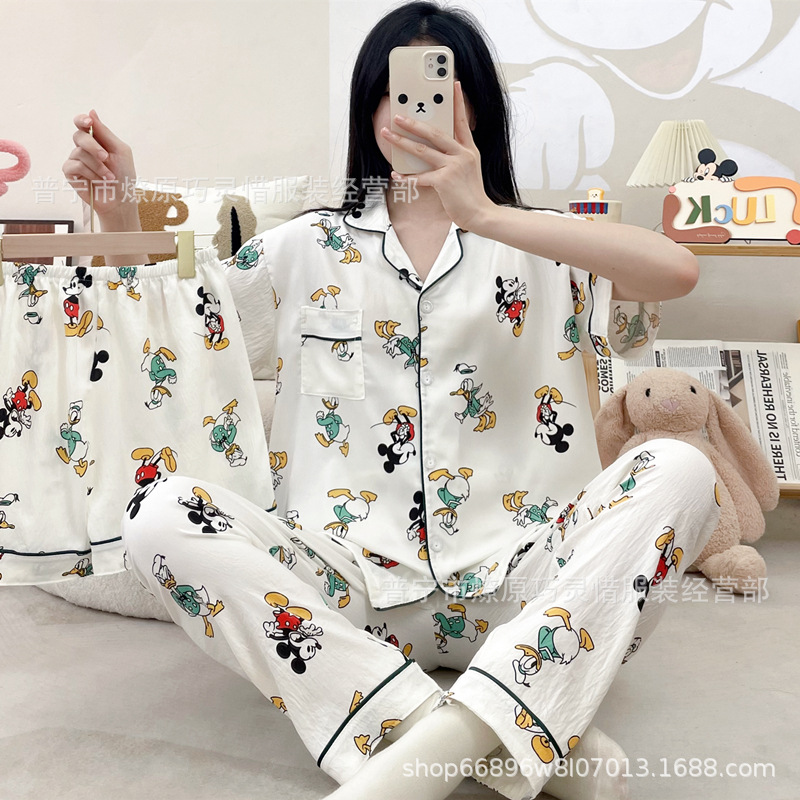 Pequeño pijama de corazón de melocotón para mujeres tres piezas de verano nubes de algodón se puede usar pantalones de manga corta para estudiantes de dibujos animados ropa para el hogar
