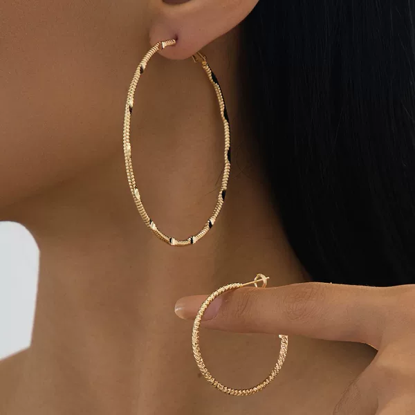European and American Cross-Border Supply Geometric Circle Earrings Broken Flash Texture Earrings Set Ladies Sweet Cool Sexy Versatile Earrings