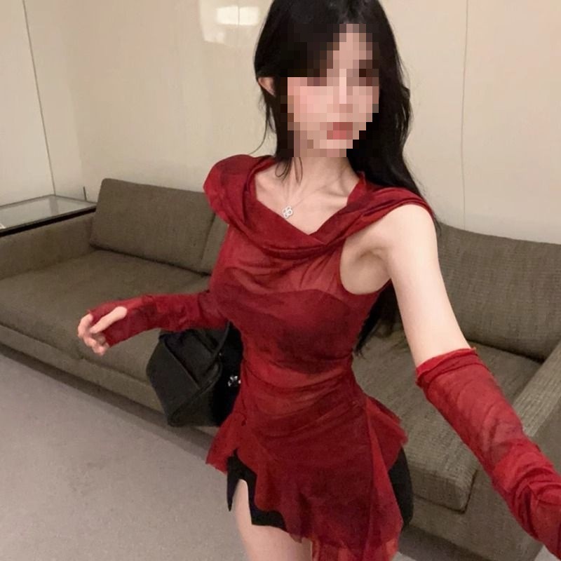 夏季新款纯欲辣妹性感红色连帽领荷叶不规则打底袖套修身显瘦上衣