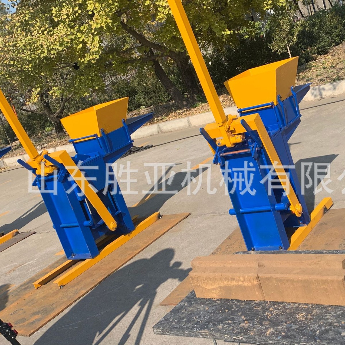 SY2-40/SY1-40制砖机小型连锁砖机 免烧黏土砖机专业厂家30年