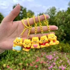 新款卡通可爱手指扣小熊维尼包包挂件钥匙圈钥匙扣包包挂件挂饰