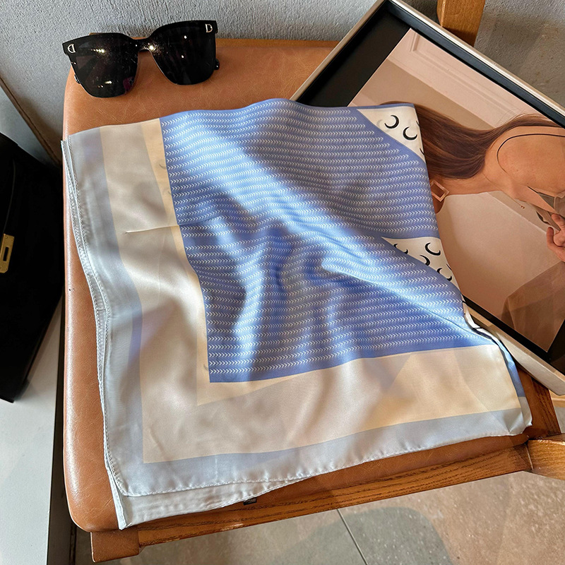 Bufandas de seda para mujeres 2025 primavera y otoño moda versátil temperamento minimalista 65cm bufandas de seda simuladas bufandas delgadas bufandas