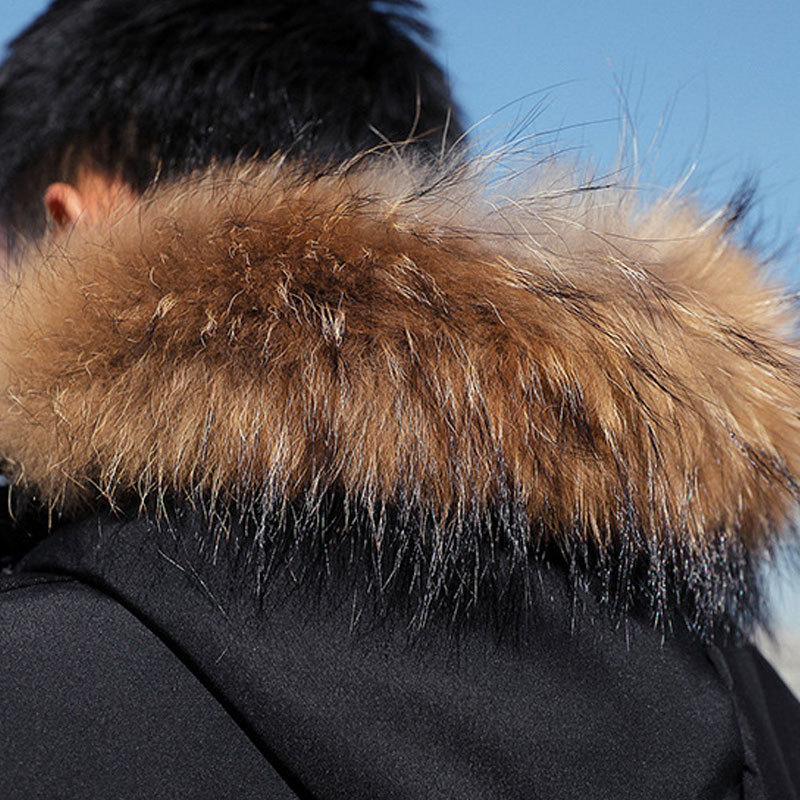 Chaqueta de plumón para hombre de media longitud 2023 Invierno Nueva chaqueta de plumón de pato con cuello de piel grande con capucha abrigo de hombre engrosado cálido