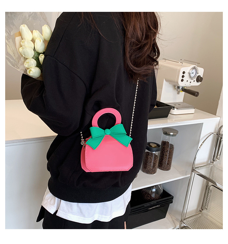 Women's Small Pu Leather Color Block Cute Bowknot Square Magnetic Buckle Handbag display picture 3