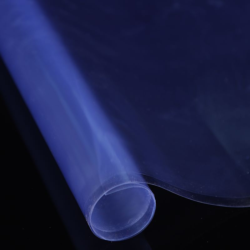 厂家直销610宽10丝PVC贴体包装膜TB540贴体包装机 单层带胶包装膜