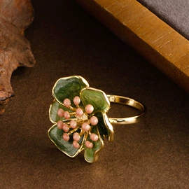 耳钉;耳环;戒指