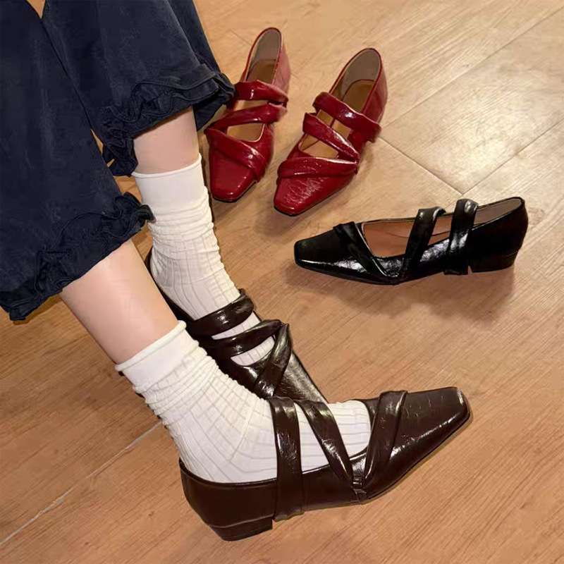 Retro Ballet Shoes Women's 2025 Winter New Black Leather Shoes Thick Heel Loafers Soft Sole Comfortable Shoes