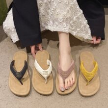 �¿ɳ�����֛��Ϸ���2025��ƽ�וr�����e��ЬŮ�ļ��⴩�n��