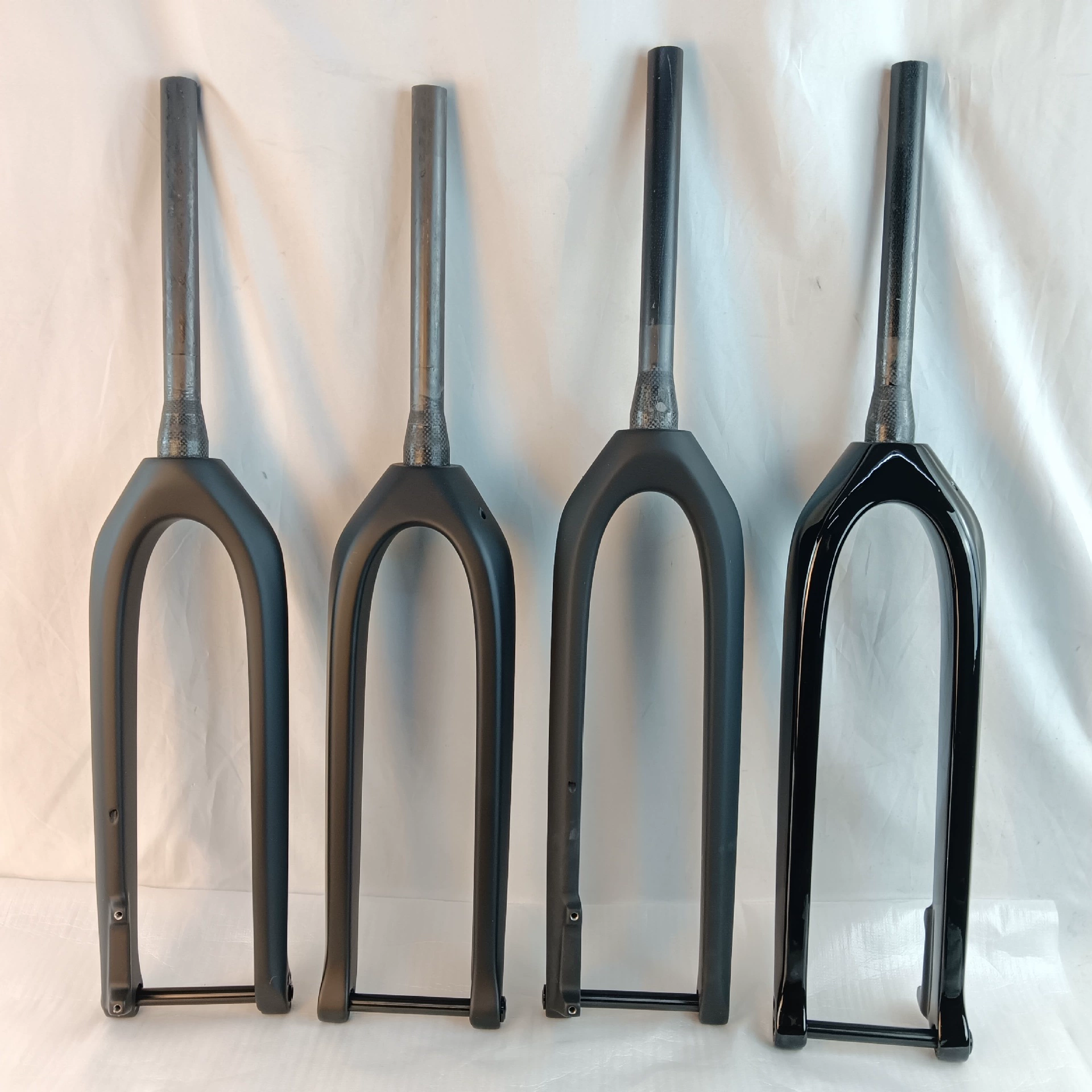 Углеродное волокно BOOST передняя вилка 110*15 мм