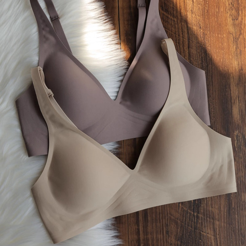 Japanese Deep V Jelly Bra for Large Busts, Minimizing and Reducing Bust Size, Anti-Sagging Underwear for Women, Seamless One-Piece Ultra-Thin Bra